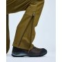 Pinewood Furudal Hunters Hybrid Stretch bukser. Miljøbilledet viser produktets sideventilationslynlåse.
