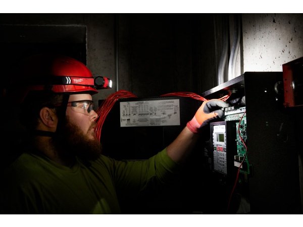 Milwaukee pandelampe