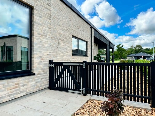 Plus lågebeslag 2404-1