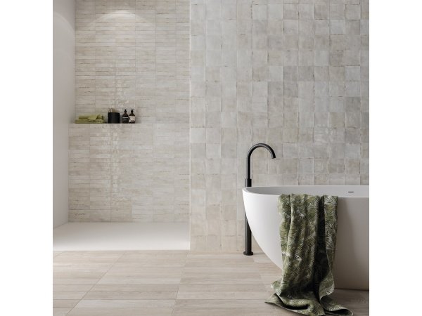 Assisi Glossy fliser fra Pecasa i hvid