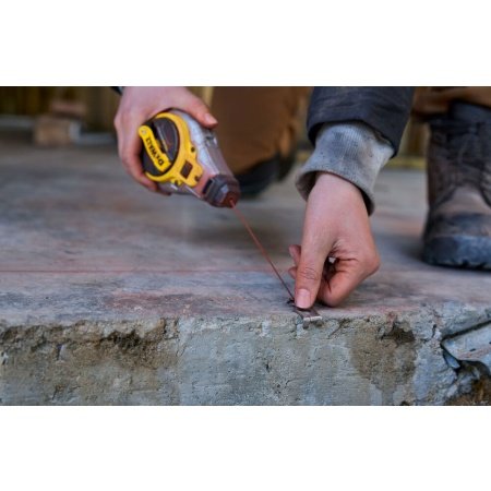 Dewalt kridtsnor 6:1 Dewalt kridtsnor 6:1, 30 m, rød kridt. Billedet viser produktet med hvid baggrund.