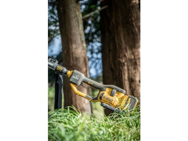 DeWALT DCMPS635N-XJ stangkædesav DeWALT DCMPS635N-XJ stangkædesav