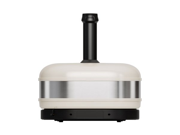 Gozney Dome XL pizzaovn Gen 2.0, bone. Billedet viser produktet forfra og tændt.