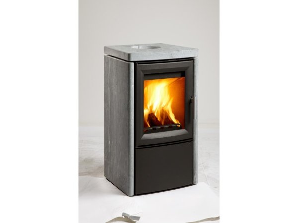 Varde Aura 3 brændeovn