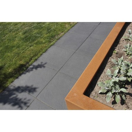 IBF Trendline sort flammet