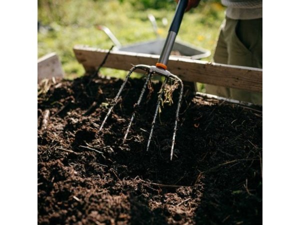Fiskars Ergonomic kompostgreb