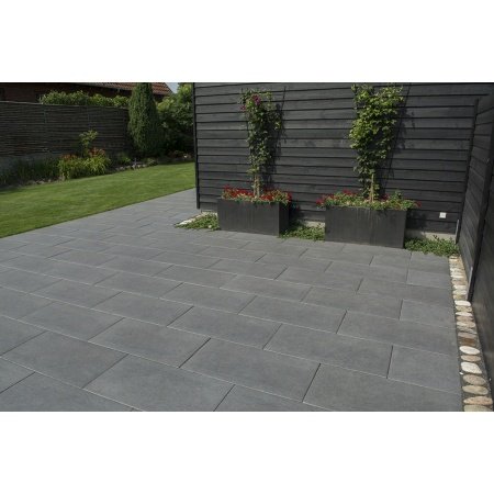 IBF Trendline sort flammet