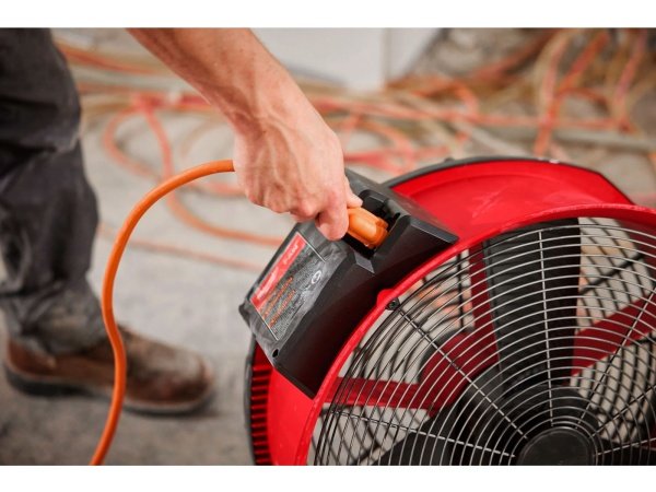 Milwaukee ventilator