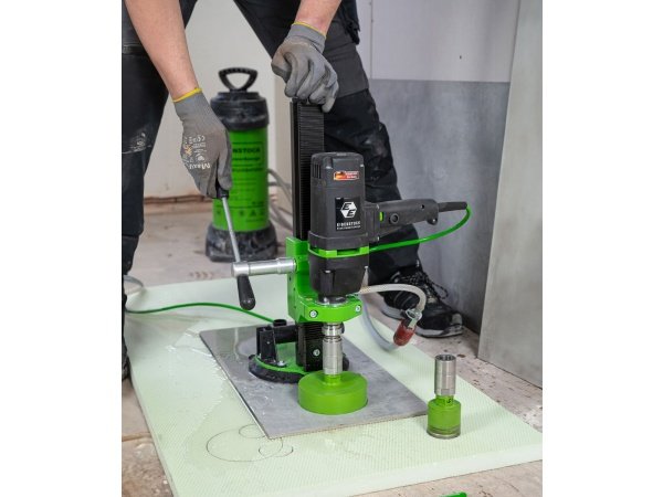 Eibenstock flisehulboremaskine