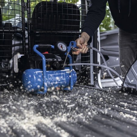 Scheppach 2x20V C-ACT160-6-X kompressor. billedet viser produktet med hvid baggrund.