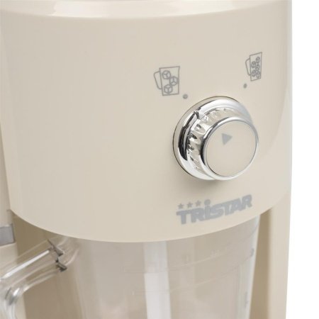 Tristar slush ice-maskine Tristar slush ice-maskine KD-7310. Billedet viser produktet fra siden uden indhold.