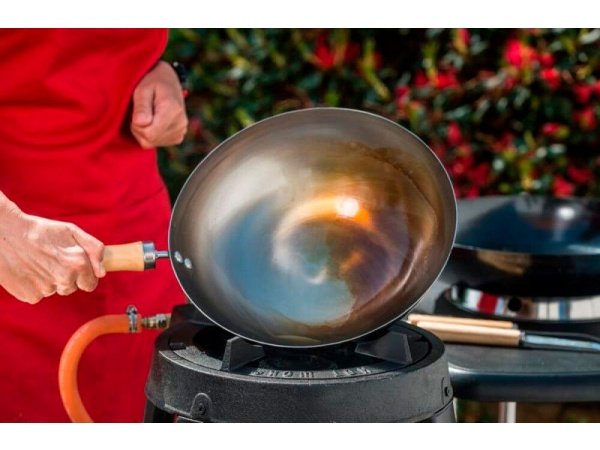 Hot Wok Original gasblus Hot Wok Original gasblus inkl. regulator/wok/slange. Billedet viser produkt med hvid baggrund.