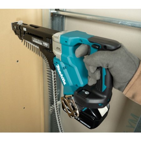 Makita skrueautomat 18V