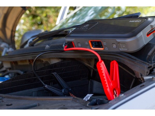 Nebo Ultimate Air Nebo Ultimate Air Jump starter. Billedet viser produktet med hvid baggrund.