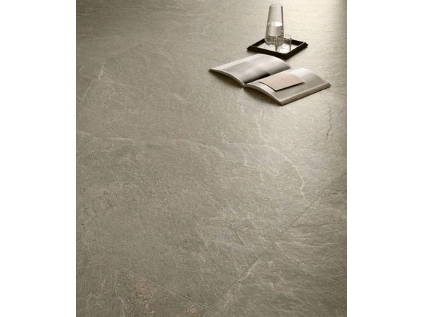 Cerdomus Moonstone Taupe Matt, produkt set forfra