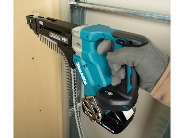 Makita skrueautomat 18V