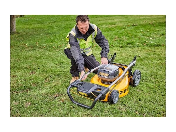 Dewalt akku plæneklipper 53cm