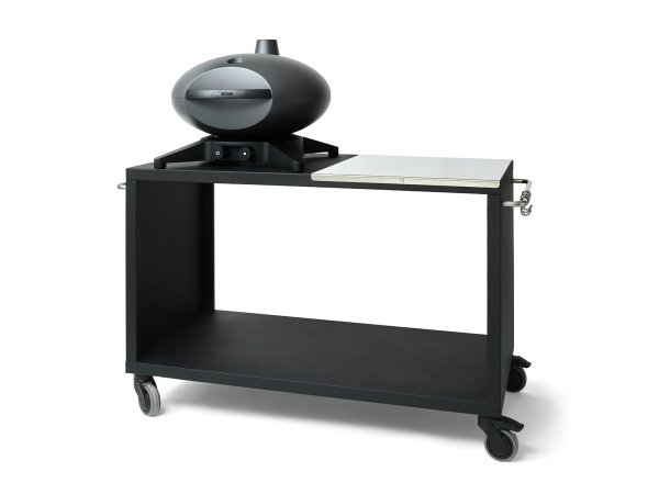 Morsø stålplade (pastry board) t/Garden & Terra. Billedet viser produktet fra en skrå vinkel.