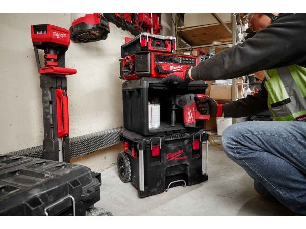 Milwaukee jalousiskab