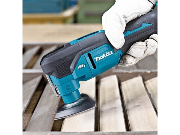 Makita multicutter, produkt set forfra