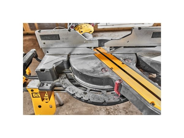 Dewalt XR WTC kap-/geringssav