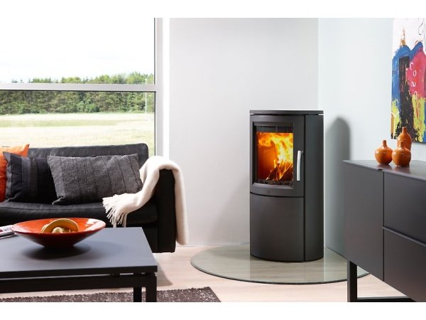 Varde Aura 1 brændeovn