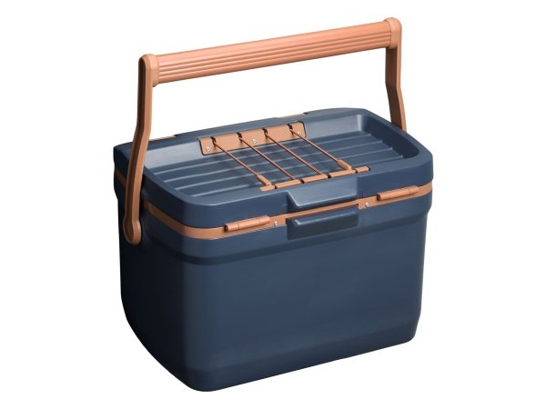 Stanley Easy-Carry køleboks Stanley Easy-Carry køleboks 15,1 ltr. Twilight. Billedet viser produktet fra en skrå vinkel.