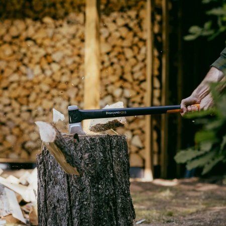 Fiskars X-series X32 kløveøkse