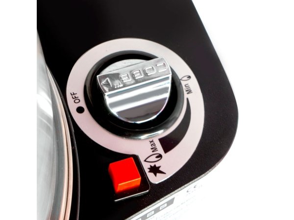 Cobb Pro Gas gasgrill, produkt set forfra