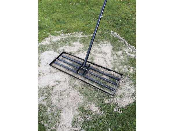 Ryom plæneudjævner