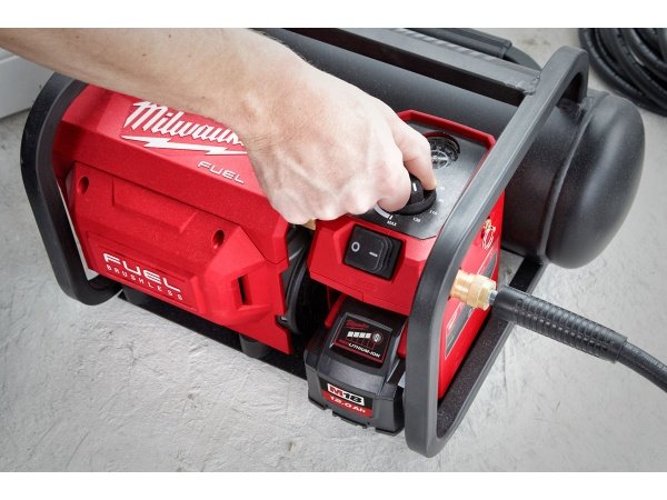 Milwaukee kompressor