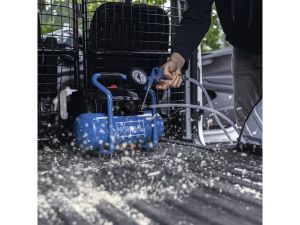 Scheppach 2x20V C-ACT160-6-X kompressor. billedet viser produktet med hvid baggrund.