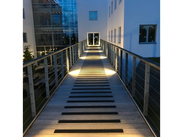 Thamus skridsikker GRP Liste