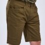 Pinewood Värnamo Vintage shorts 5353. Billedet viser produktet på model fra siden.
