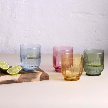 Aida drikkeglas Aida drikkeglas 4 stk, mixed farver, 33 cl. Billedet viser produkt med hvid baggrund.