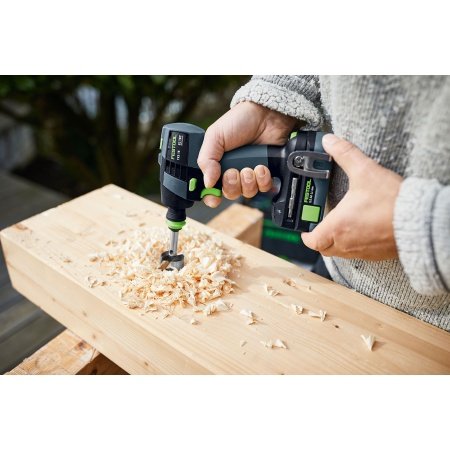 Festool akku bore/skruemaskine Festool akku bore/skruemaskine TXS 18-basic- 3,0. Billedet viser produktet med kuffert og tilbehør.