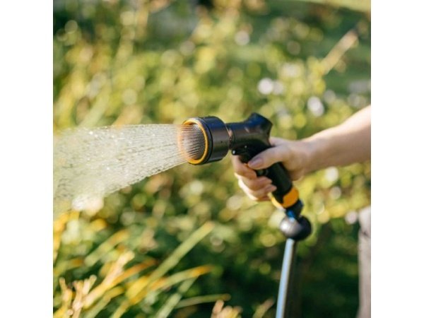 Fiskars sprøjtepistol