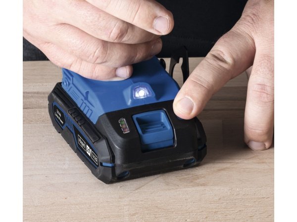 Scheppach boremaskine sæt Scheppach boremaskine sæt C-DTB74/1-X 2,0Ah. Billedet viser produktet med hvid baggrund.