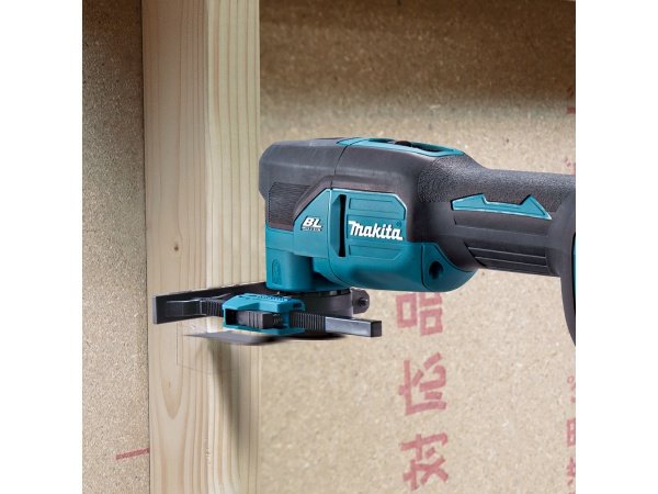 Makita multicutter, produkt set forfra