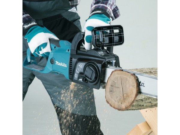 Makita kædesav 2000W