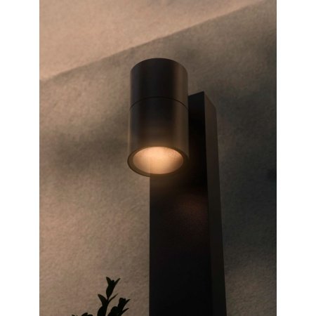 Nordlux Tin 50 havelampe Nordlux Tin 50 havelampe i sort. Billedet viser produktet med hvid baggrund.