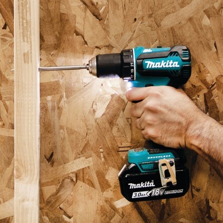Makita bore-/skruemaskine 18V DDF485 Makita bore-/skruemaskine 18V