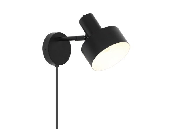 Nordlux Matis væglampe sort. Billedet viser produktet med hvid baggrund.