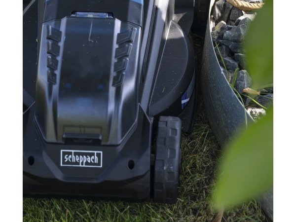 Scheppach plæneklipperBC-MP320-X-SET L, 32 cm 5911413403, m/lader & batteri. Billedet viser produkt med hvid baggrund.