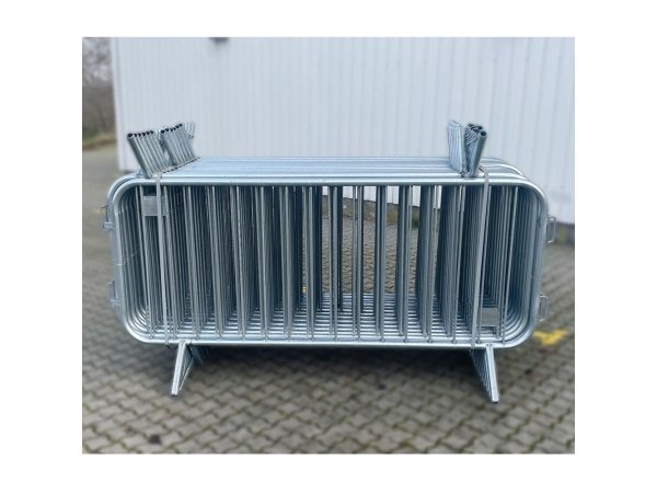 Materielhuset afspærringshegn