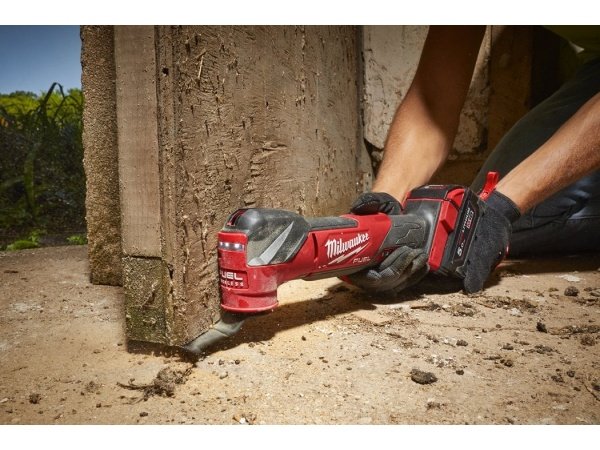 Milwaukee multiværktøj