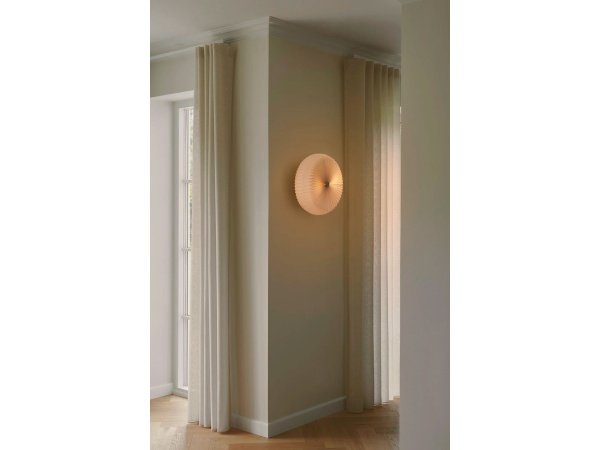 Nordlux belloy 40 plafond i hvid. Indendørs lampe. Billedet viser produktet med hvid baggrund.