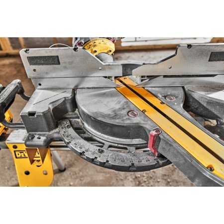 Dewalt XR WTC kap-/geringssav