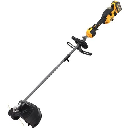 Dewalt græstrimmer DCMAS5713X1-QW Dewalt græstrimmer DCMAS5713X1-QW. Med en 54 V motor og et 9,0 Ah batteri. Billedet viser produktet med hvid baggrund.
