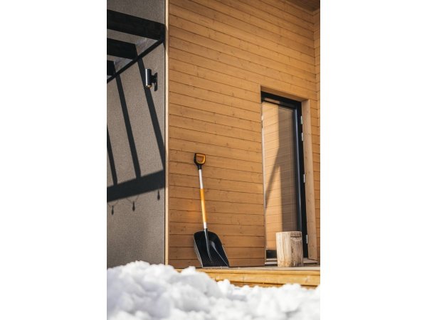 Fiskars sneskraber X-series